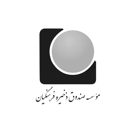 ۳